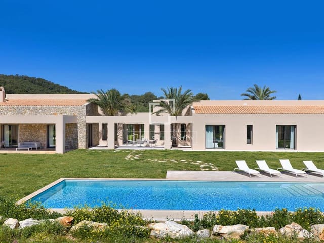4 chambre Finca/Maison de Campagne à vendre à Canyamel, Capdepera avec piscine garage - 3 900 000 € (Ref: 9468811)