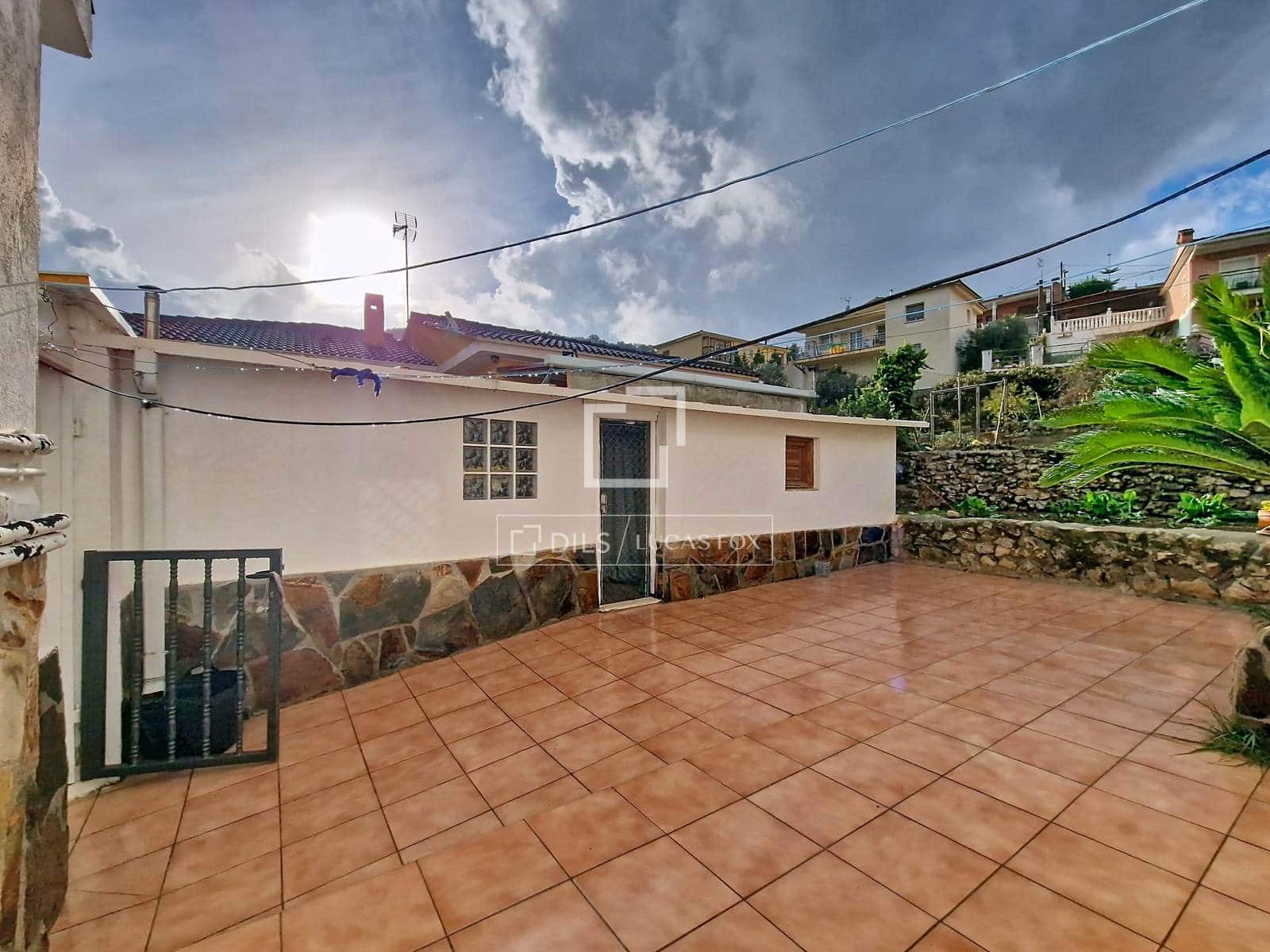 5 soverom Finca/Herregård til salgs i Cubelles med garasje - € 330 000 (Ref: 9468813)