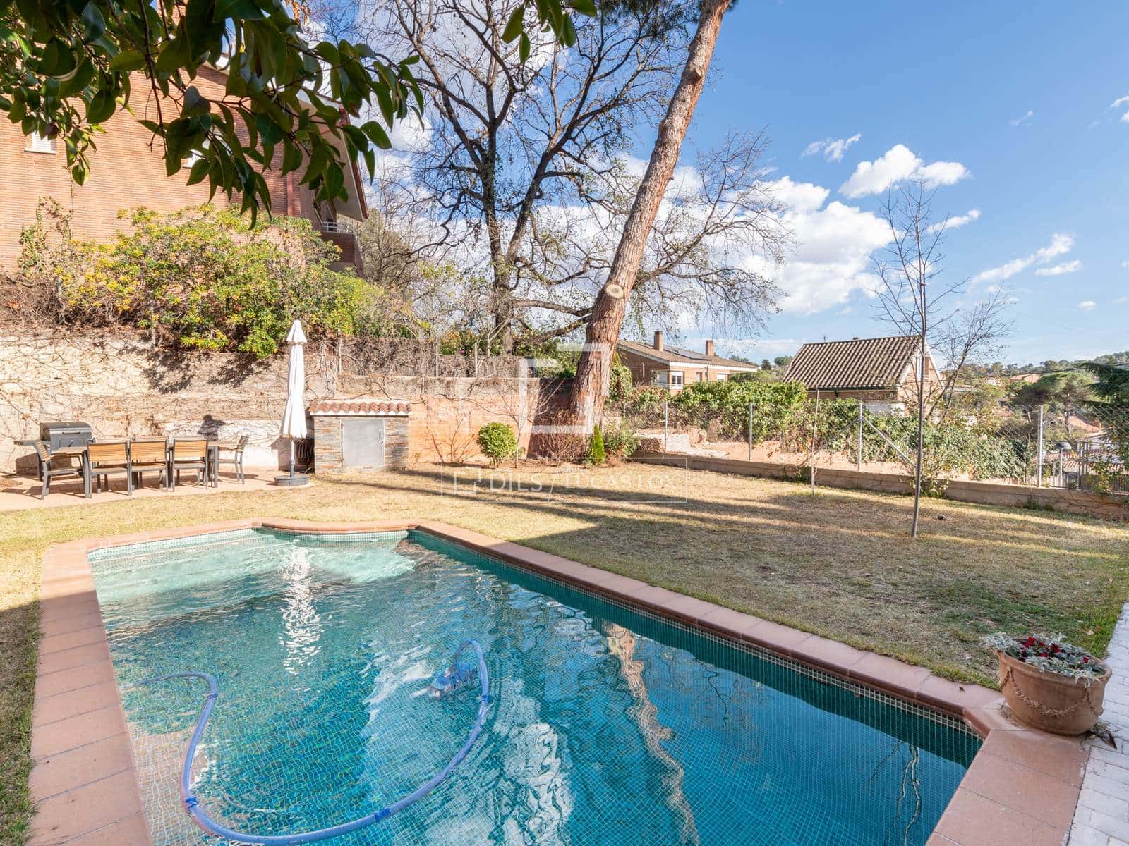 3 bedroom Villa for sale in Valldoreix - € 1,160,000 (Ref: 9469887)