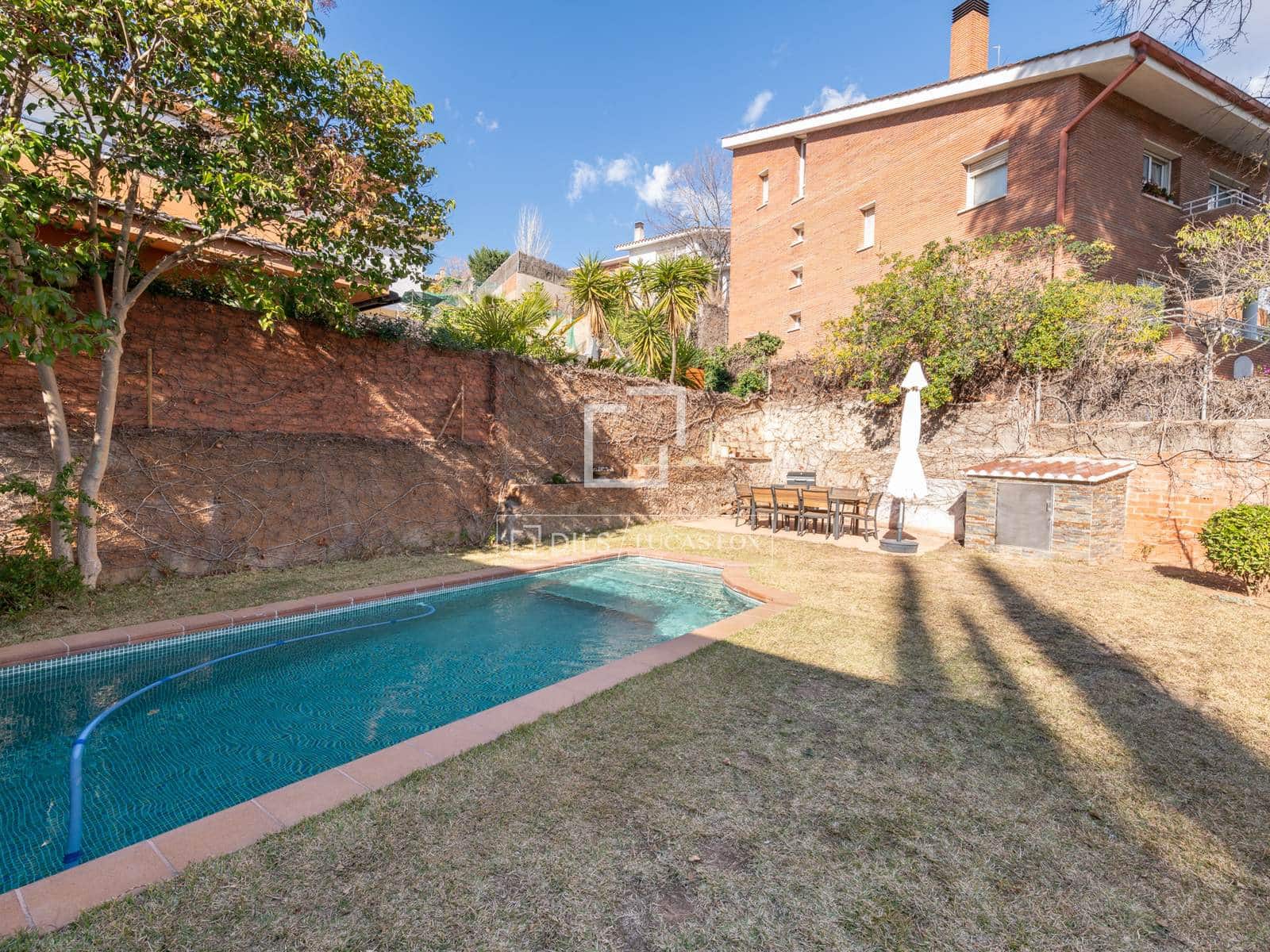 3 bedroom Villa for sale in Valldoreix - € 1,160,000 (Ref: 9469887)