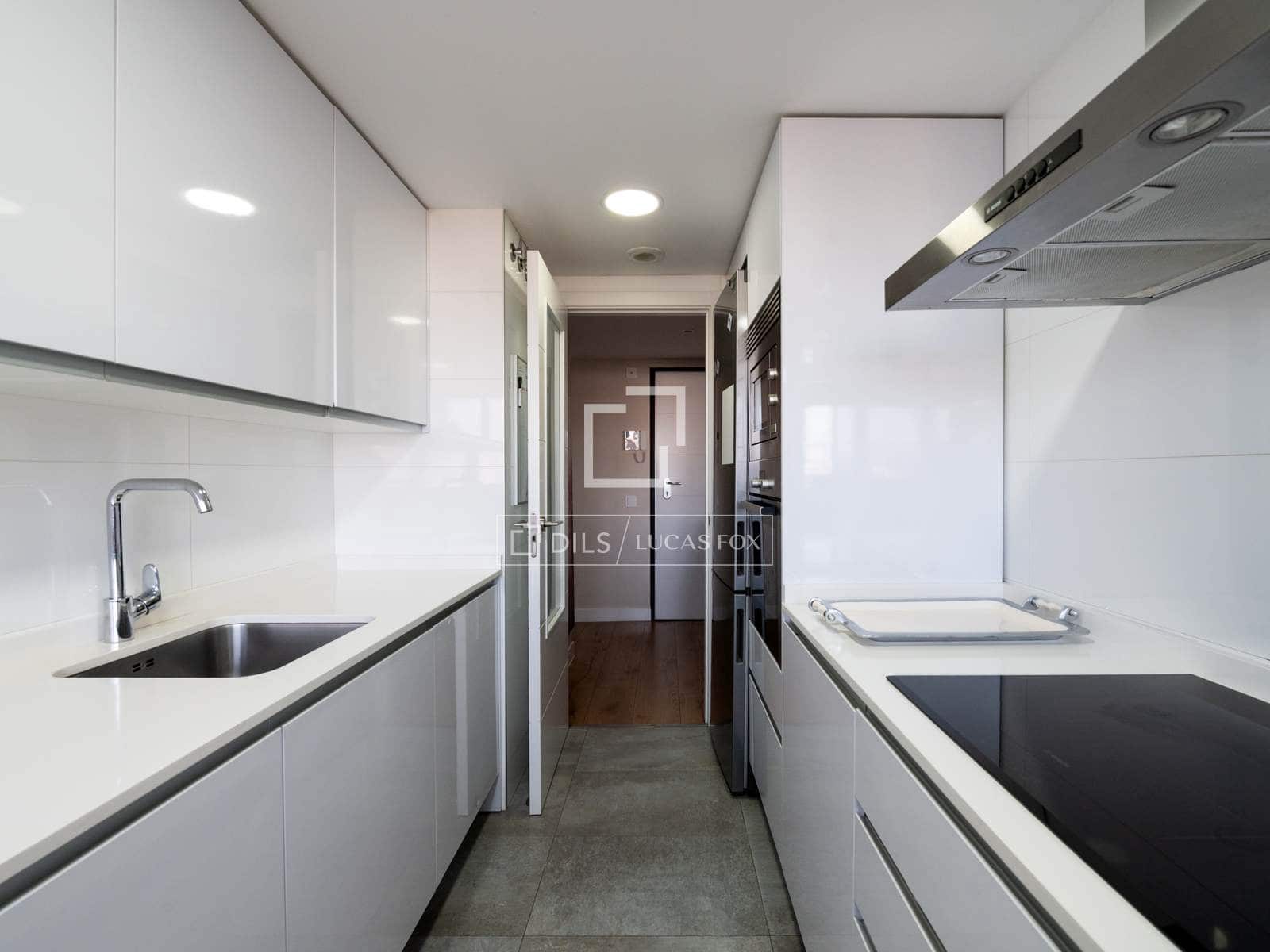 4 chambre Appartement à vendre à Madrid ville avec piscine garage - 1 200 000 € (Ref: 9469980)