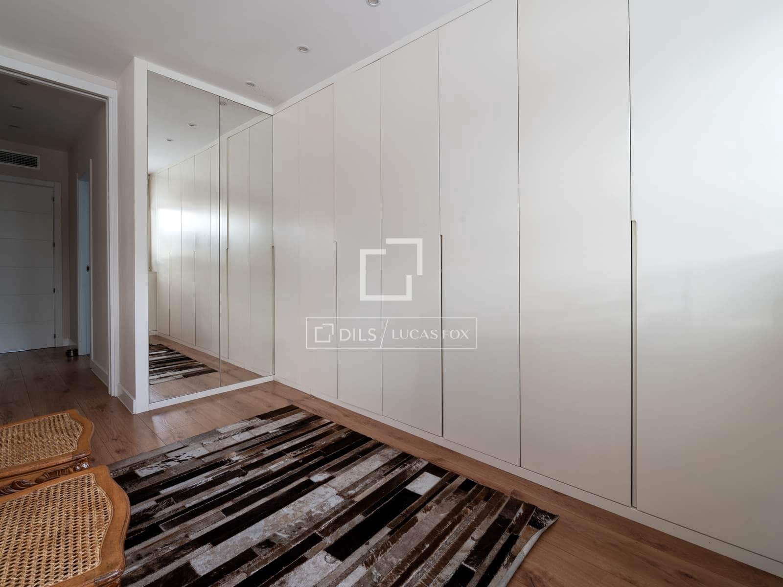 4 chambre Appartement à vendre à Madrid ville avec piscine garage - 1 200 000 € (Ref: 9469980)