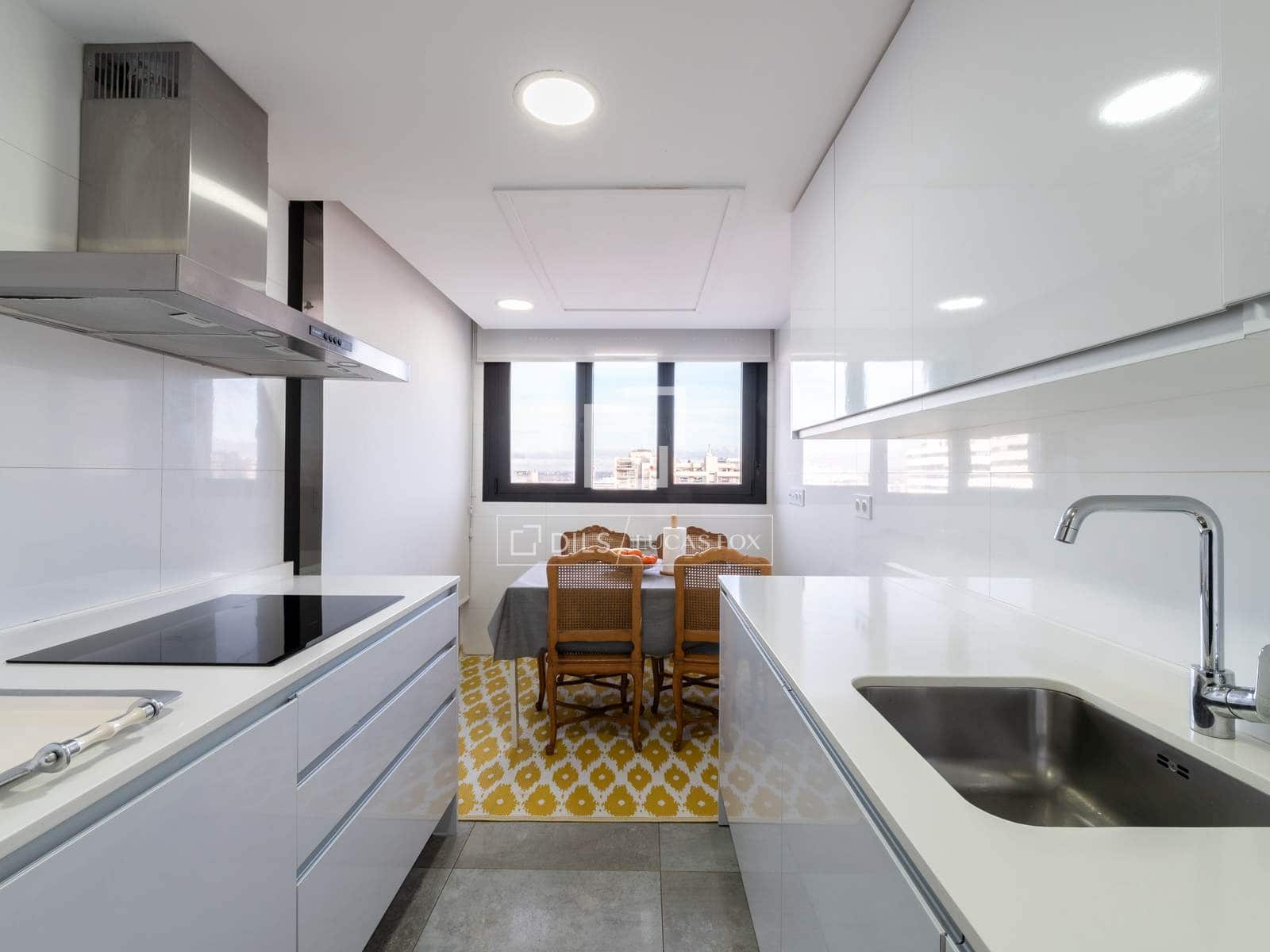 4 chambre Appartement à vendre à Madrid ville avec piscine garage - 1 200 000 € (Ref: 9469980)