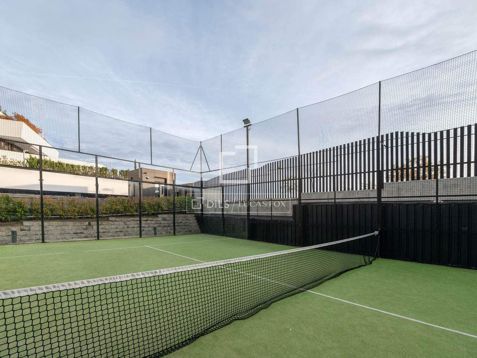 4 chambre Appartement à vendre à Madrid ville avec piscine garage - 1 200 000 € (Ref: 9469980)