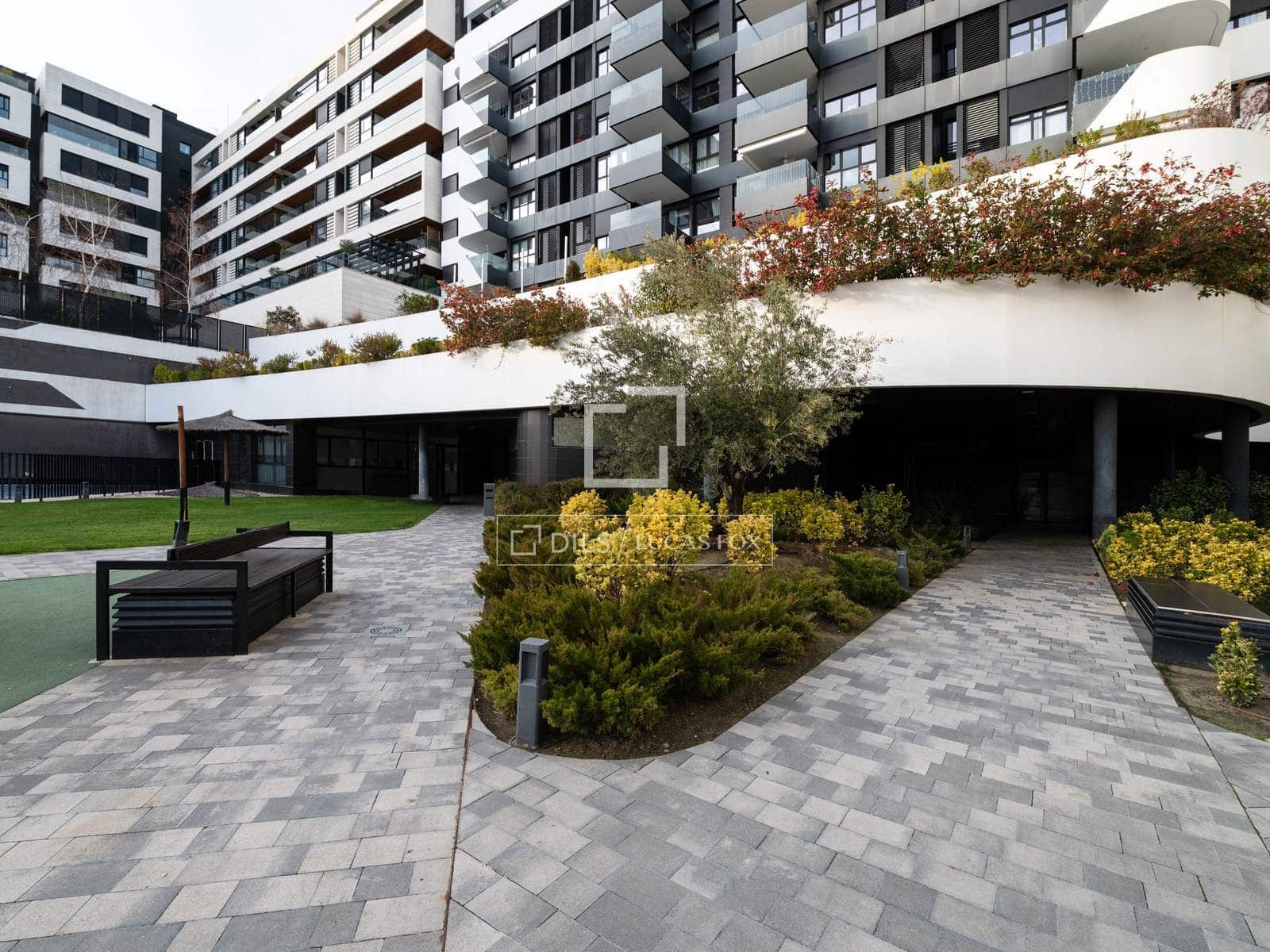 4 chambre Appartement à vendre à Madrid ville avec piscine garage - 1 200 000 € (Ref: 9469980)