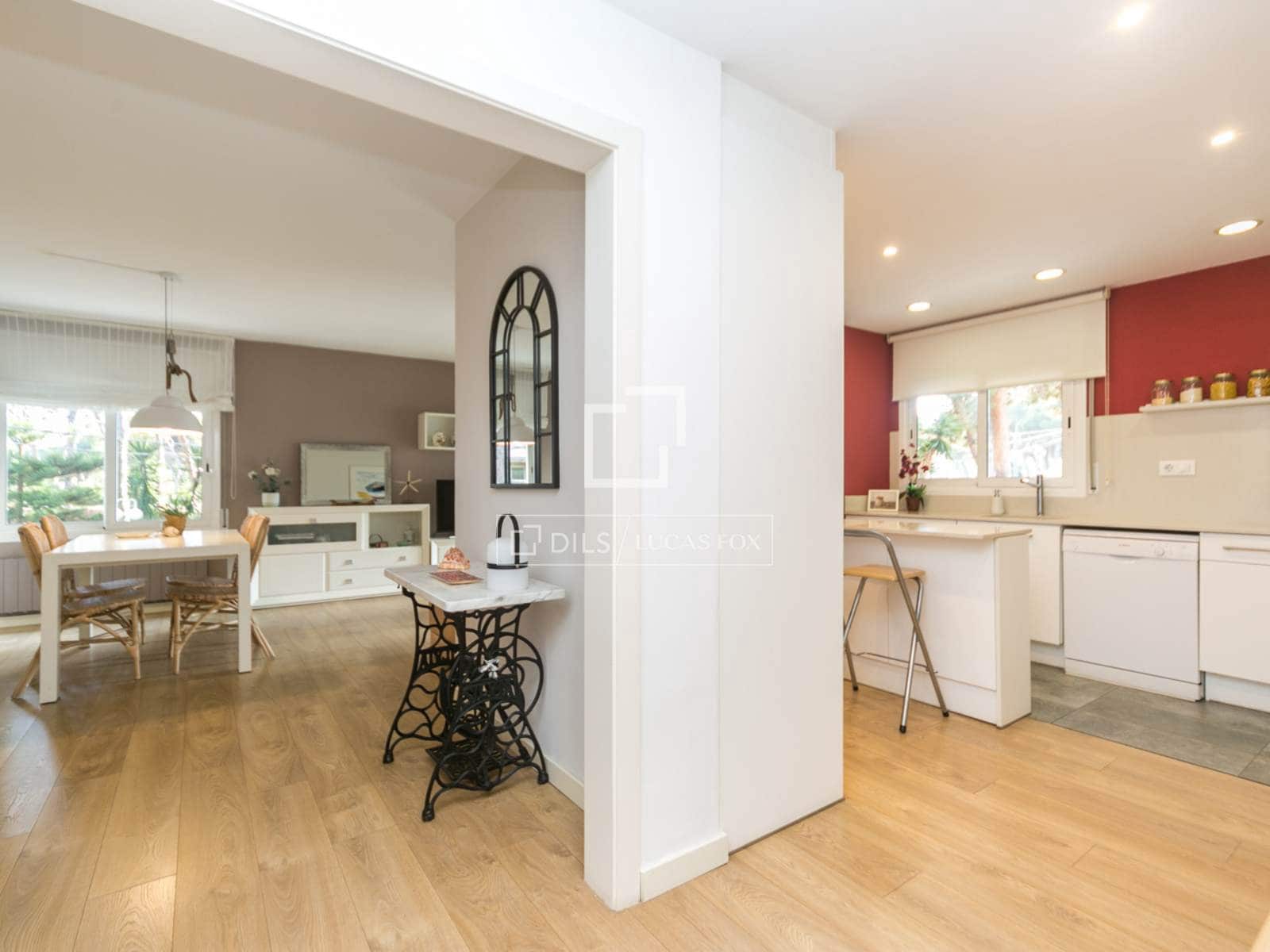 3 bedroom Apartment for sale in Gava with pool garage - € 549,000 (Ref: 9470027)