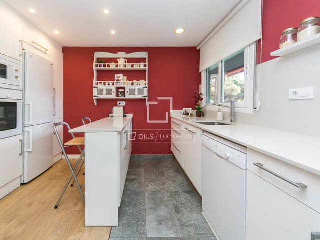 3 bedroom Apartment for sale in Gavà with pool garage - € 549,000 (Ref: 9470027)