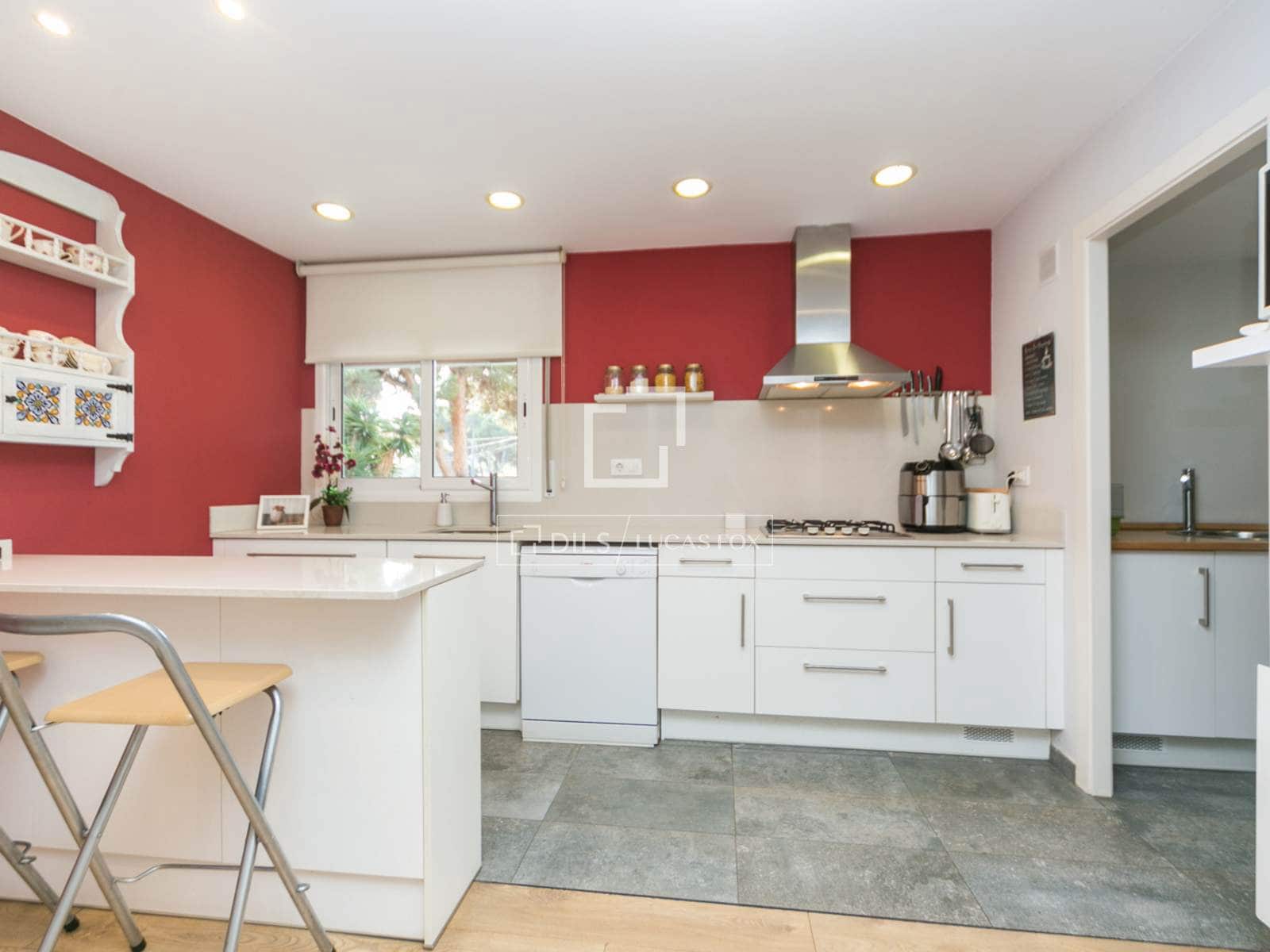 3 bedroom Apartment for sale in Gava with pool garage - € 549,000 (Ref: 9470027)