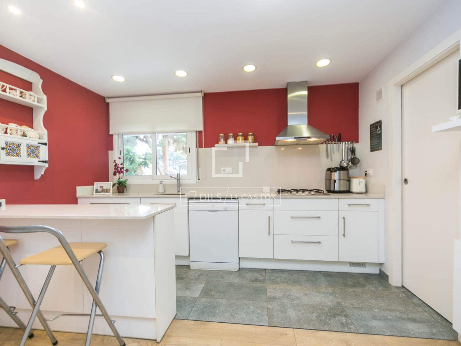 3 bedroom Apartment for sale in Gava with pool garage - € 549,000 (Ref: 9470027)