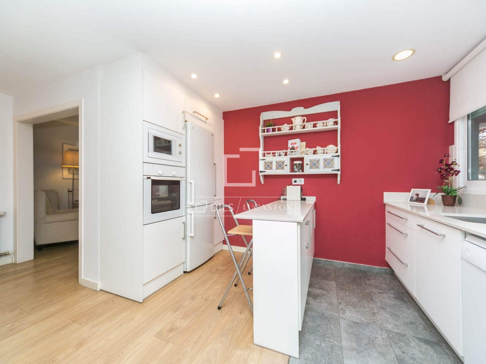 3 bedroom Apartment for sale in Gava with pool garage - € 549,000 (Ref: 9470027)