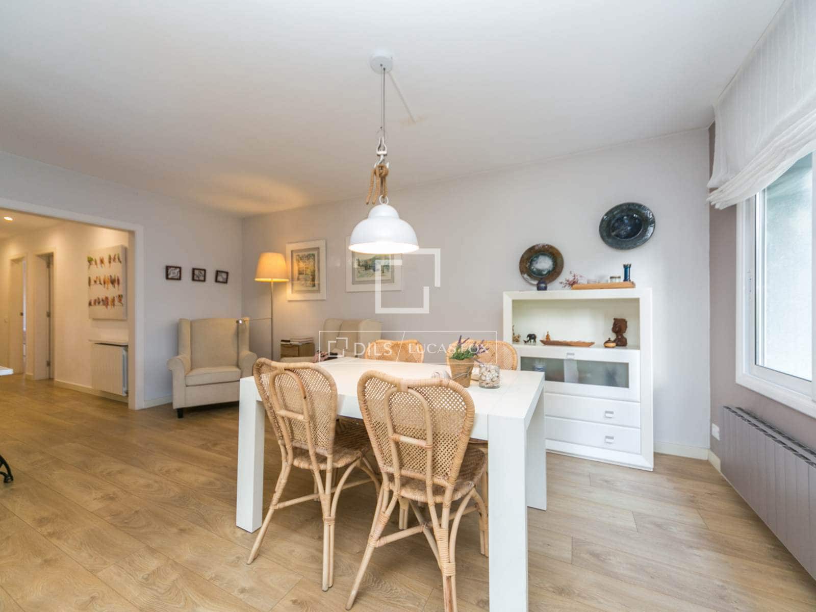 3 bedroom Apartment for sale in Gava with pool garage - € 549,000 (Ref: 9470027)