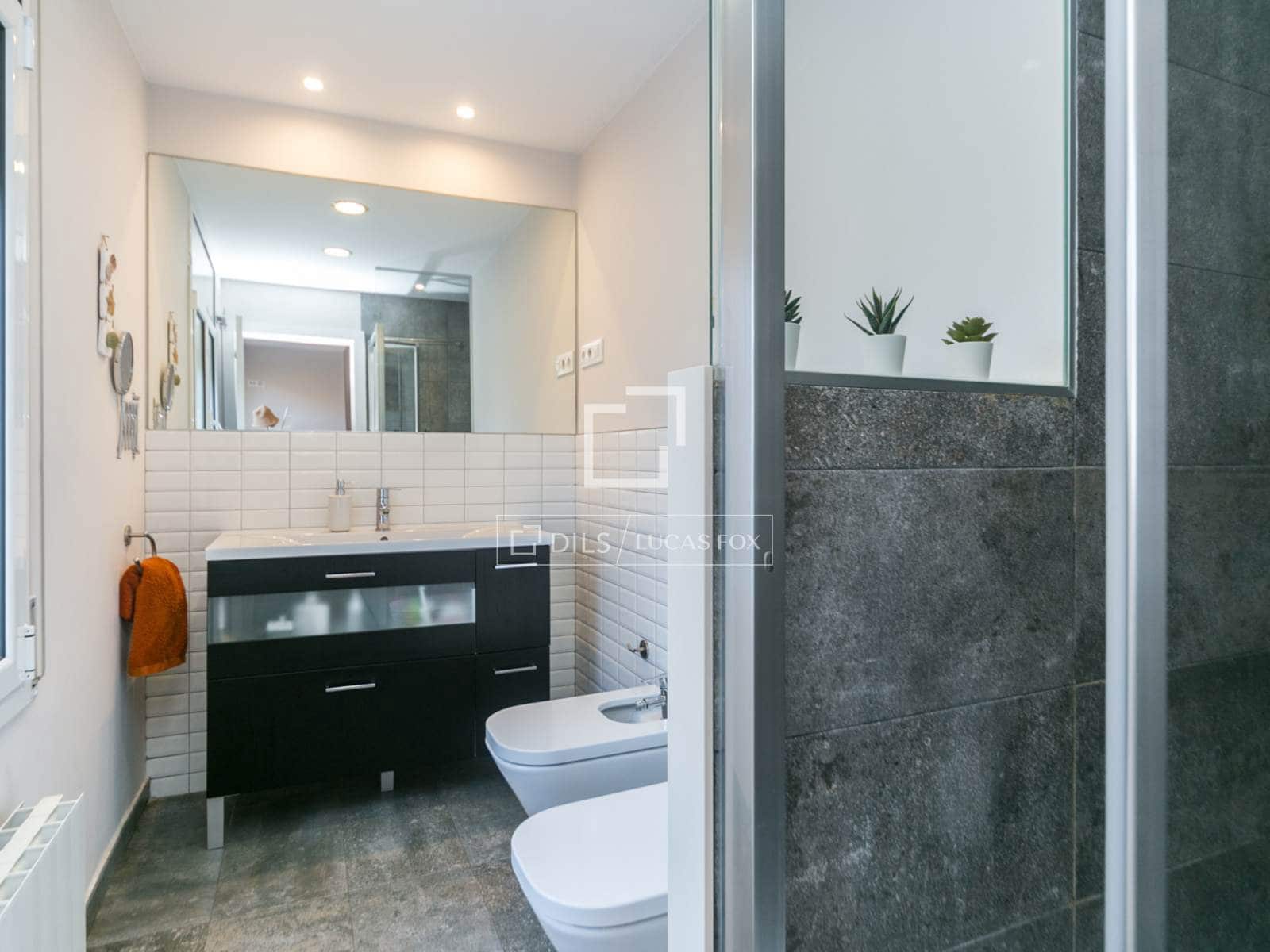 3 bedroom Apartment for sale in Gava with pool garage - € 549,000 (Ref: 9470027)