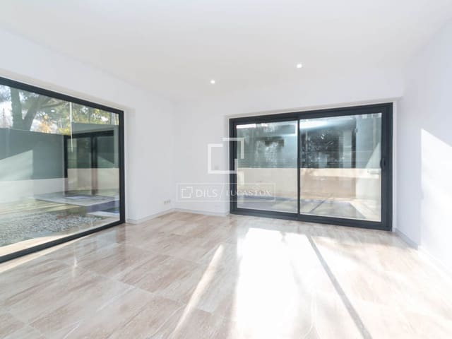 4 slaapkamer Villa te koop in Valldoreix, Sant Cugat del Vallès - € 1.950.000 (Ref: 9470125)