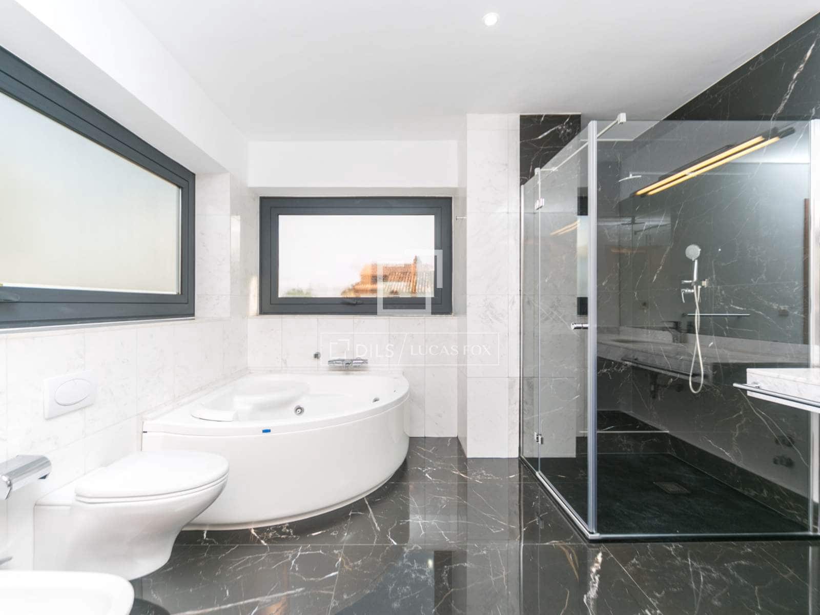 4 slaapkamer Villa te koop in Valldoreix met zwembad garage - € 1.950.000 (Ref: 9470125)