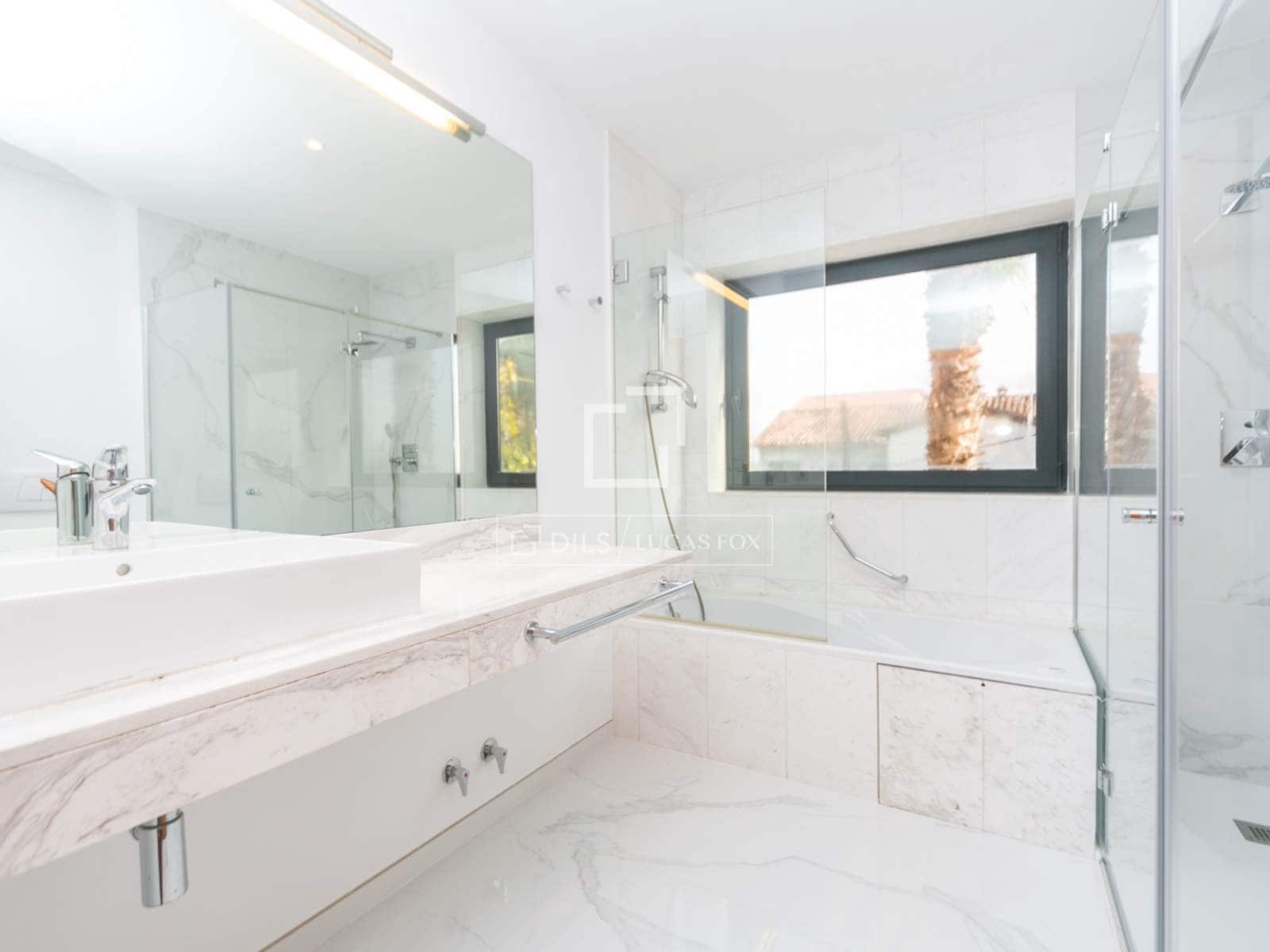 4 slaapkamer Villa te koop in Valldoreix met zwembad garage - € 1.950.000 (Ref: 9470125)