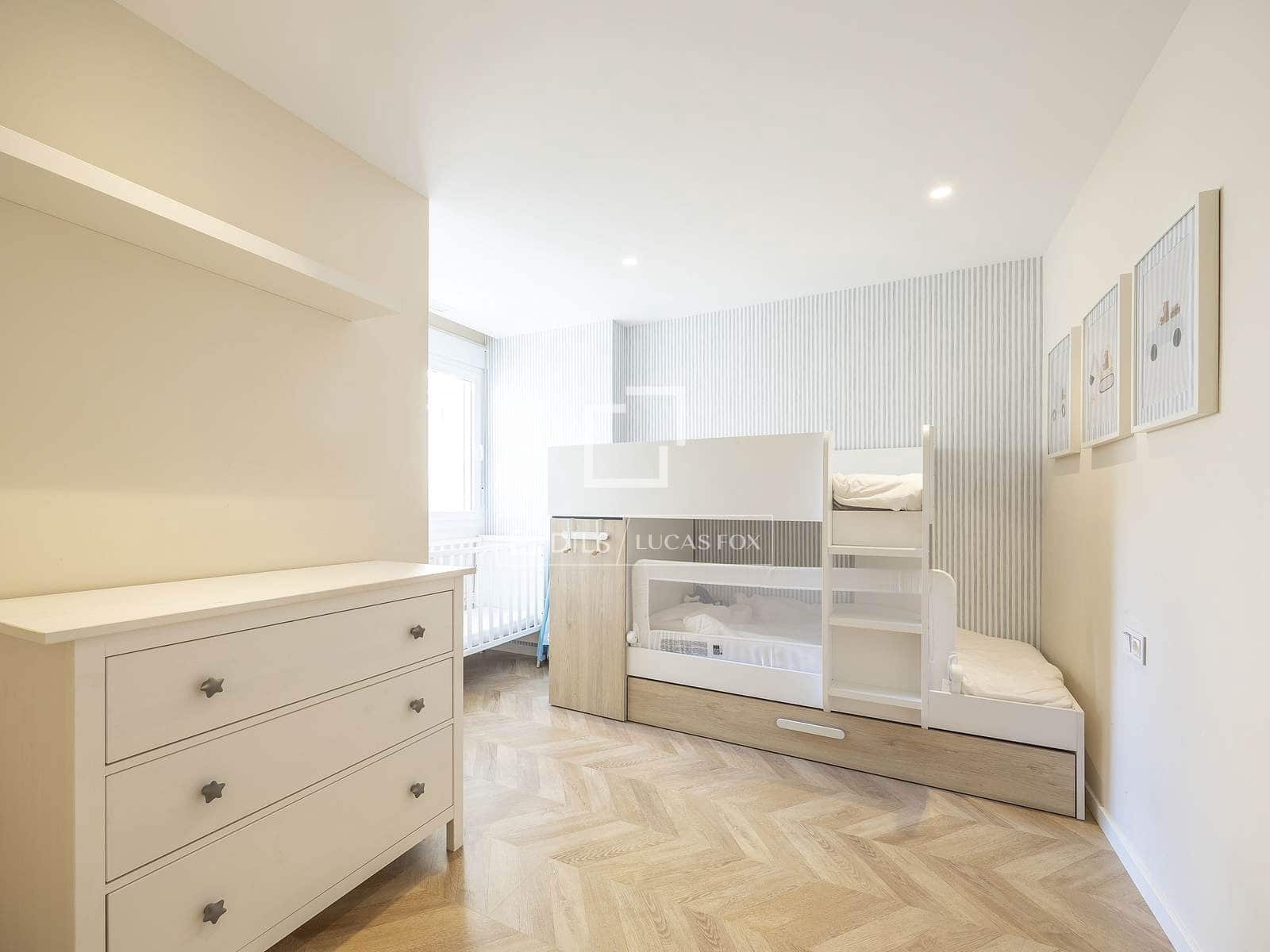 4 soveværelse Lejlighed til salg i Valencia by - € 820.000 (Ref: 9471487)