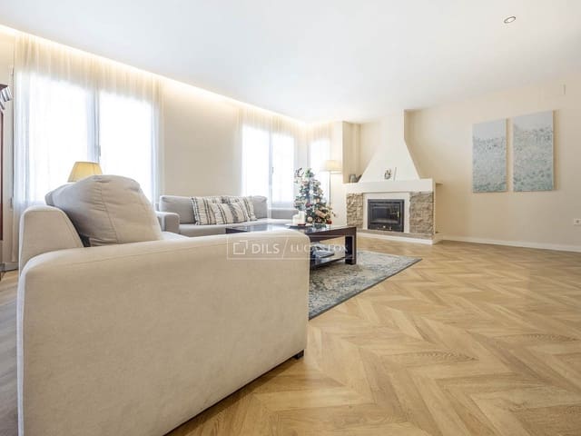 4 soveværelse Lejlighed til salg i Valencia by - € 820.000 (Ref: 9471487)