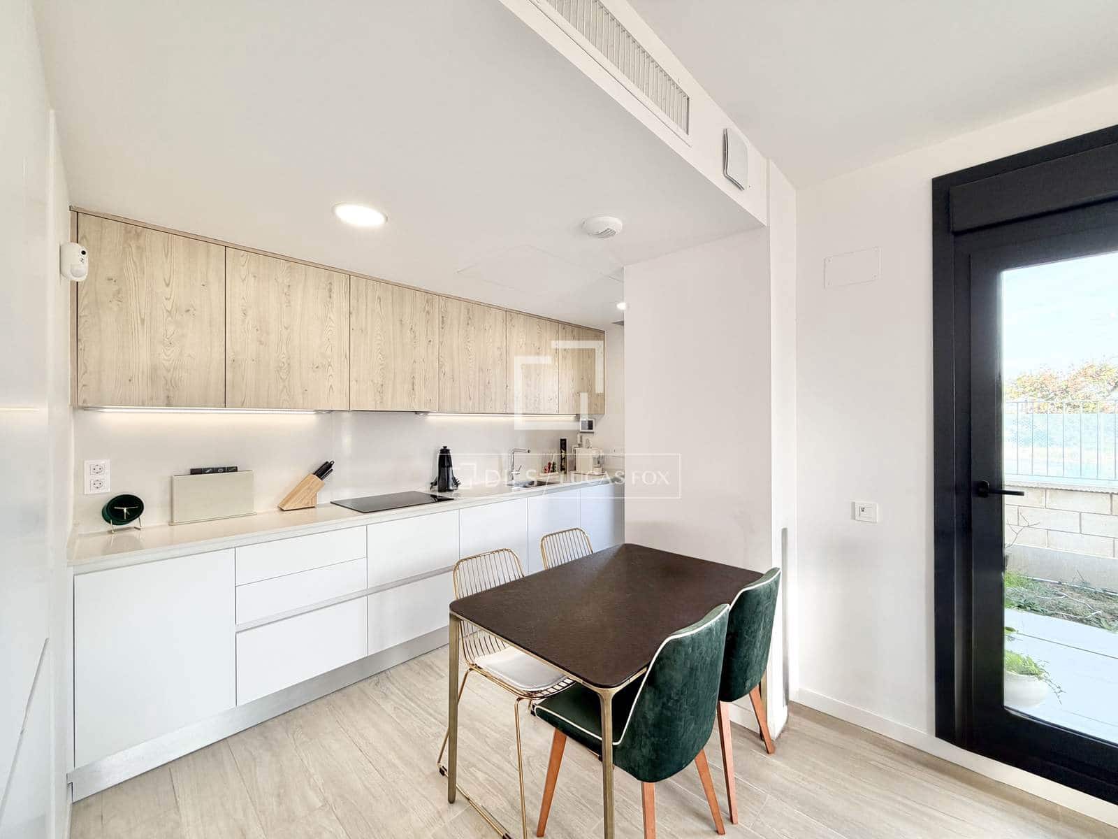 2 makuuhuone Huoneisto myytävänä paikassa San Juan de Alicante / Sant Joan d'Alacant mukana uima-altaan 
autotalli - 399 900 € (Ref: 9471568)