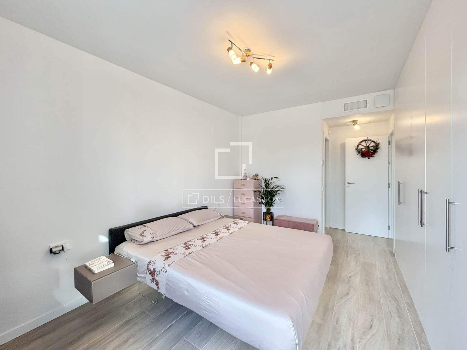 2 makuuhuone Huoneisto myytävänä paikassa San Juan de Alicante / Sant Joan d'Alacant mukana uima-altaan 
autotalli - 399 900 € (Ref: 9471568)