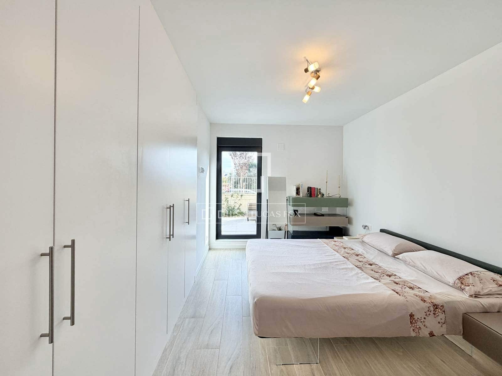 2 makuuhuone Huoneisto myytävänä paikassa San Juan de Alicante / Sant Joan d'Alacant mukana uima-altaan 
autotalli - 399 900 € (Ref: 9471568)