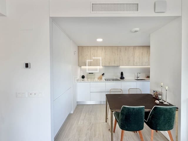 2 makuuhuone Huoneisto myytävänä paikassa San Juan de Alicante / Sant Joan d'Alacant mukana uima-altaan 
autotalli - 399 900 € (Ref: 9471568)