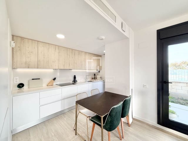 2 makuuhuone Huoneisto myytävänä paikassa San Juan de Alicante / Sant Joan d'Alacant mukana uima-altaan 
autotalli - 399 900 € (Ref: 9471568)