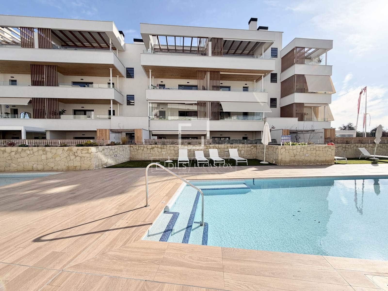2 makuuhuone Huoneisto myytävänä paikassa San Juan de Alicante / Sant Joan d'Alacant mukana uima-altaan 
autotalli - 399 900 € (Ref: 9471568)
