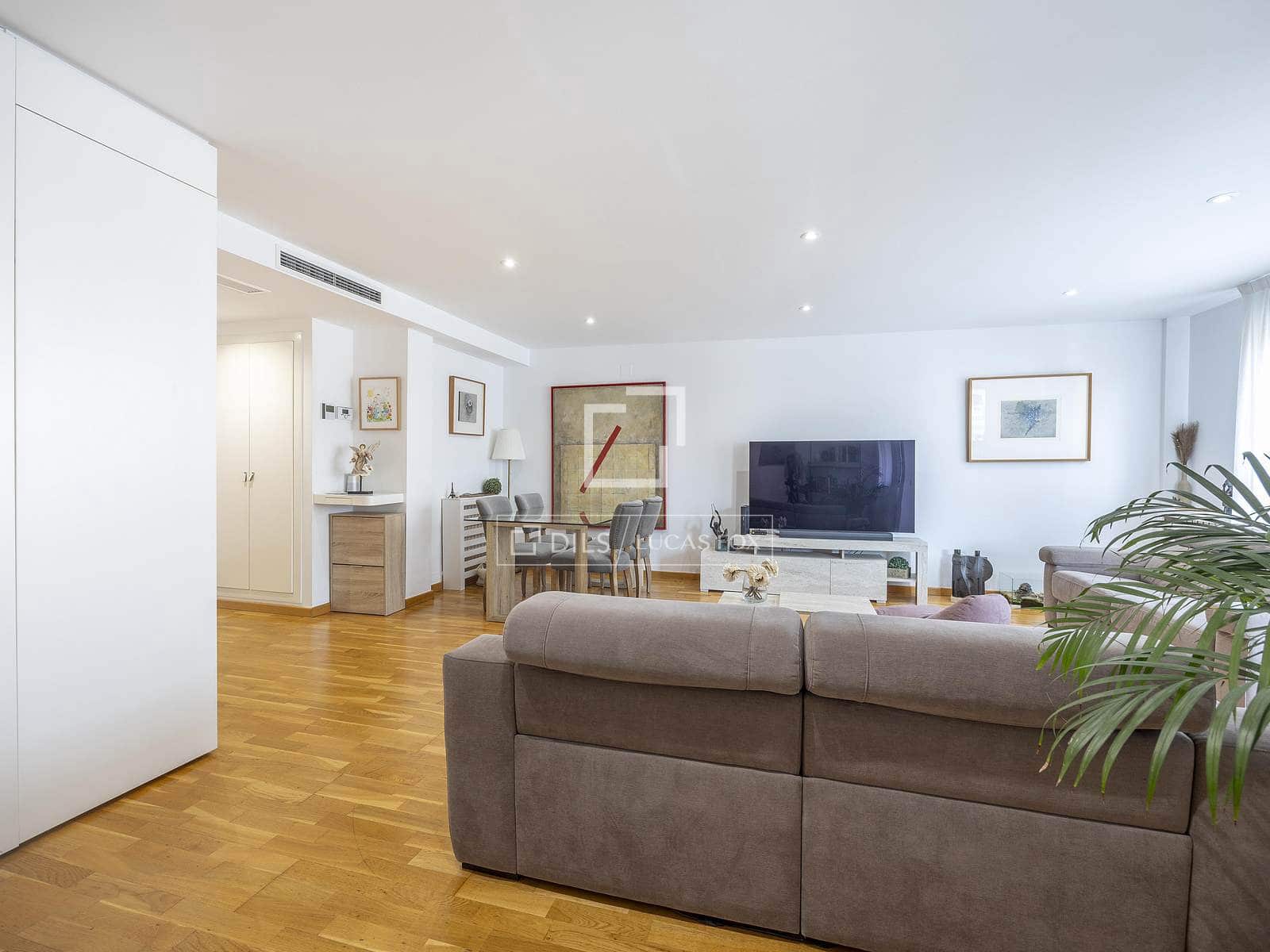 3 Zimmer Apartment zu verkaufen in Valencia Stadt mit Pool Garage - 850.000 € (Ref: 9471569)