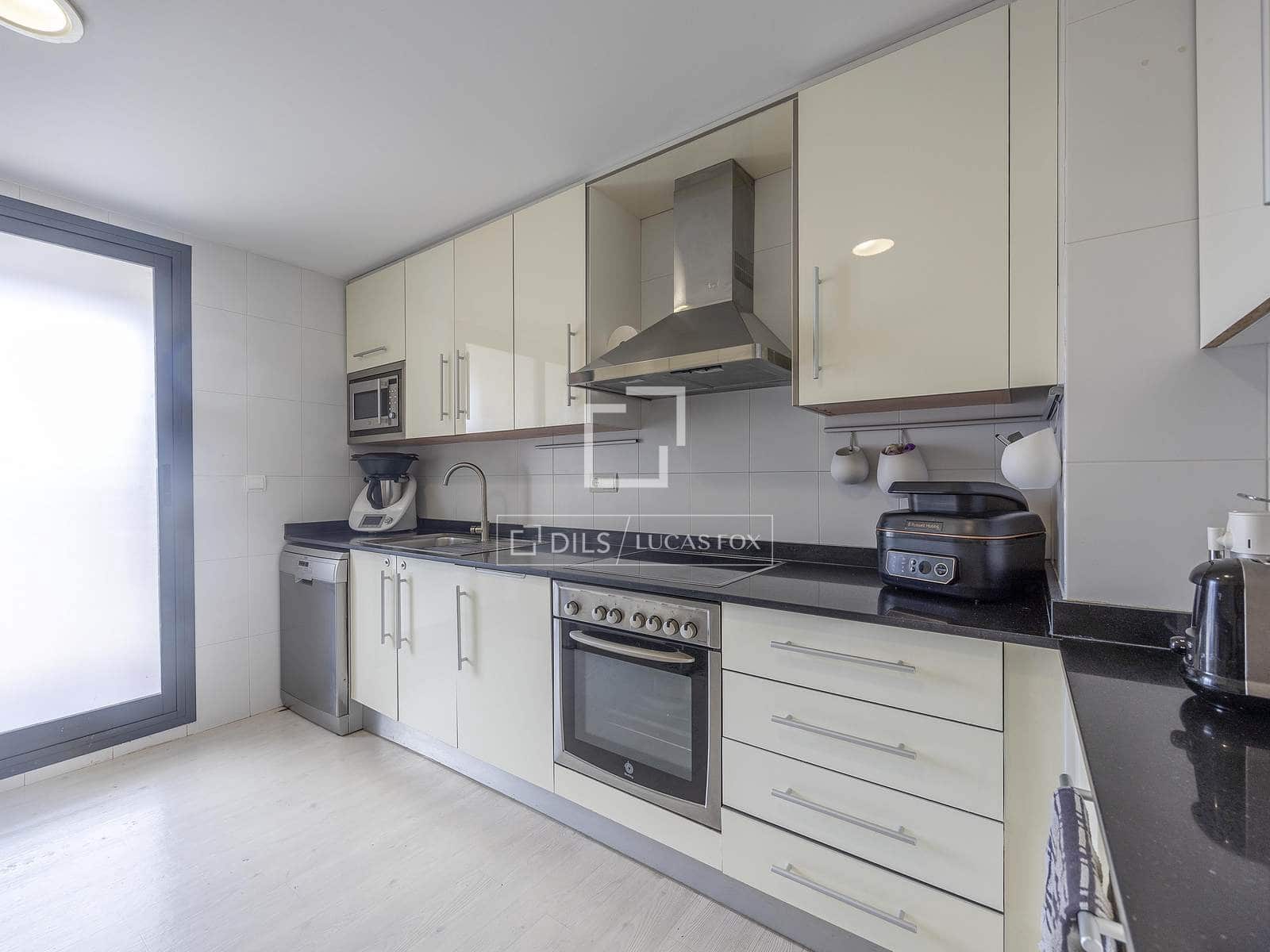 3 Zimmer Apartment zu verkaufen in Valencia Stadt mit Pool Garage - 850.000 € (Ref: 9471569)