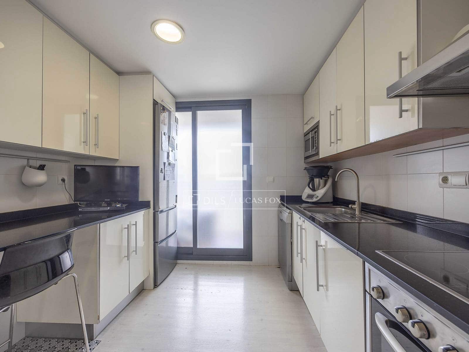 3 Zimmer Apartment zu verkaufen in Valencia Stadt mit Pool Garage - 850.000 € (Ref: 9471569)