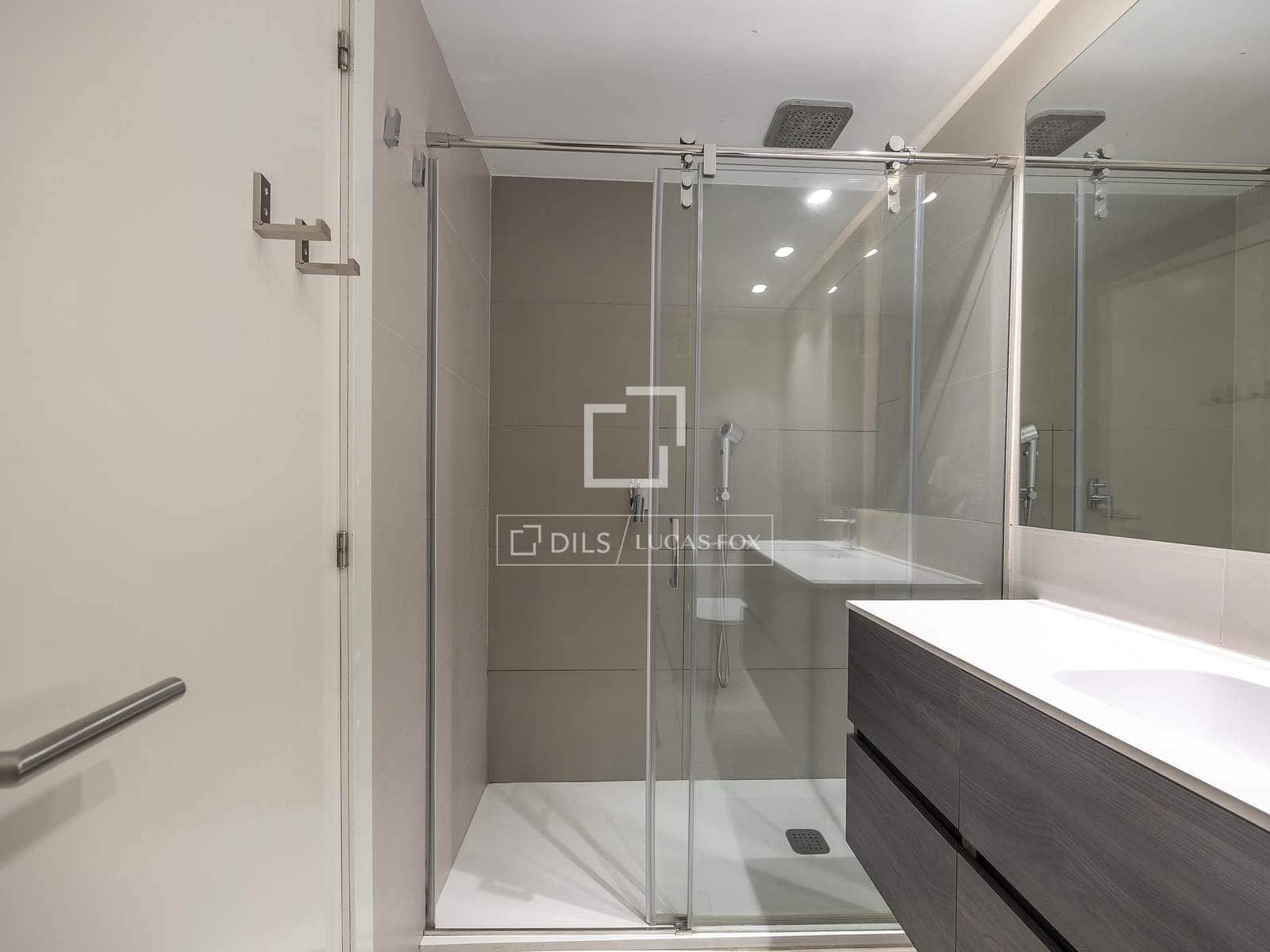 3 Zimmer Apartment zu verkaufen in Valencia Stadt mit Pool Garage - 850.000 € (Ref: 9471569)