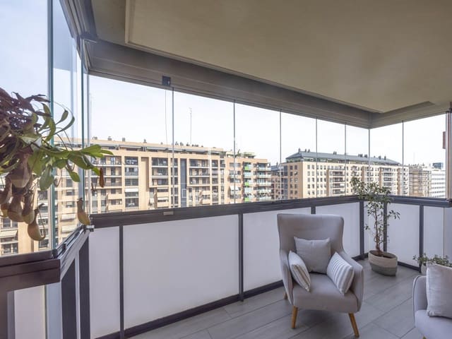 3 Zimmer Apartment zu verkaufen in València Stadt mit Pool Garage - 850.000 € (Ref: 9471569)