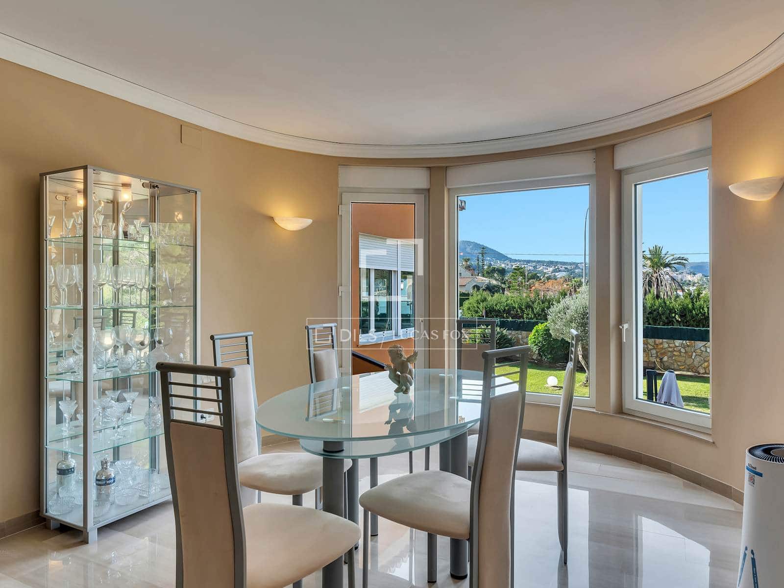 6 sovrum Villa till salu i Denia med pool garage - 1 250 000 € (Ref: 9471639)