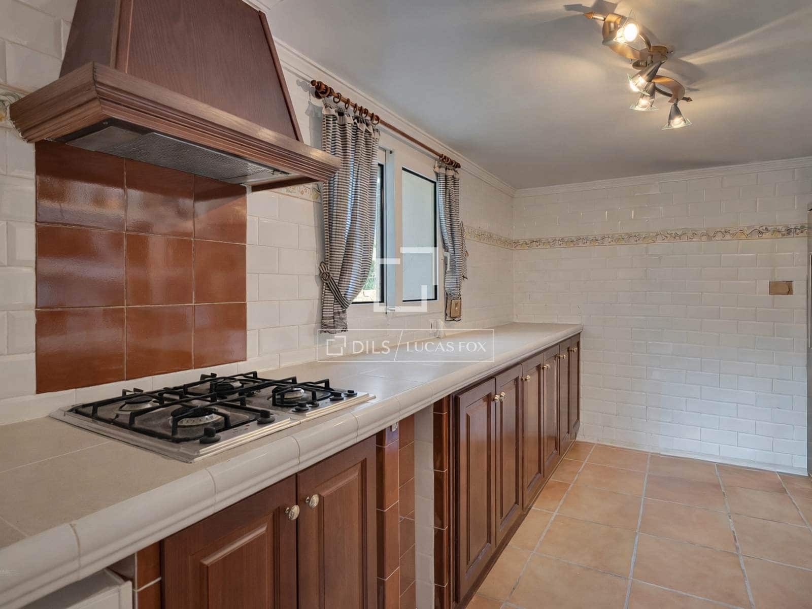 6 sovrum Villa till salu i Denia med pool garage - 1 250 000 € (Ref: 9471639)