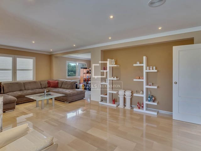 Chalet de 6 habitaciones en Dénia en venta con piscina garaje - 1.250.000 € (Ref: 9471639)