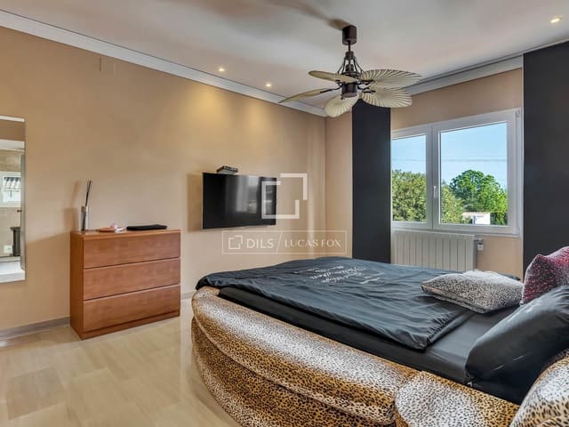 Chalet de 6 habitaciones en Dénia en venta con piscina garaje - 1.250.000 € (Ref: 9471639)