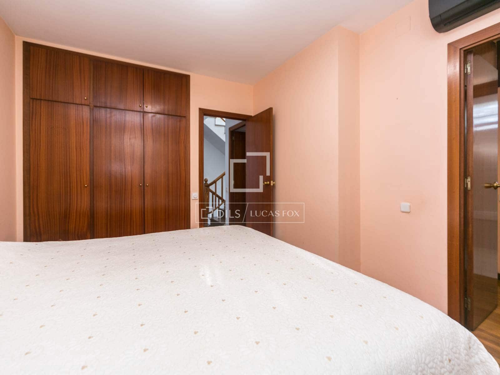 5 chambre Villa/Maison à vendre à Gava avec piscine garage - 1 650 000 € (Ref: 9471715)