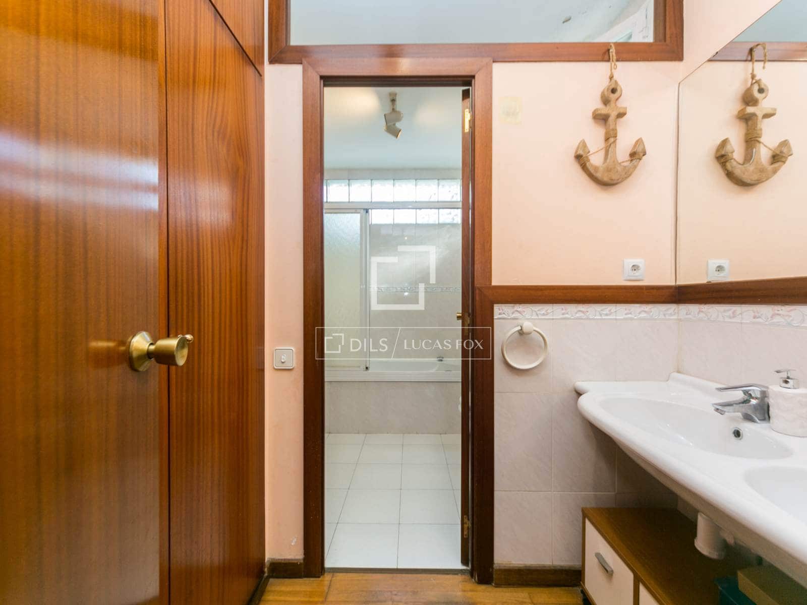 5 chambre Villa/Maison à vendre à Gava avec piscine garage - 1 650 000 € (Ref: 9471715)