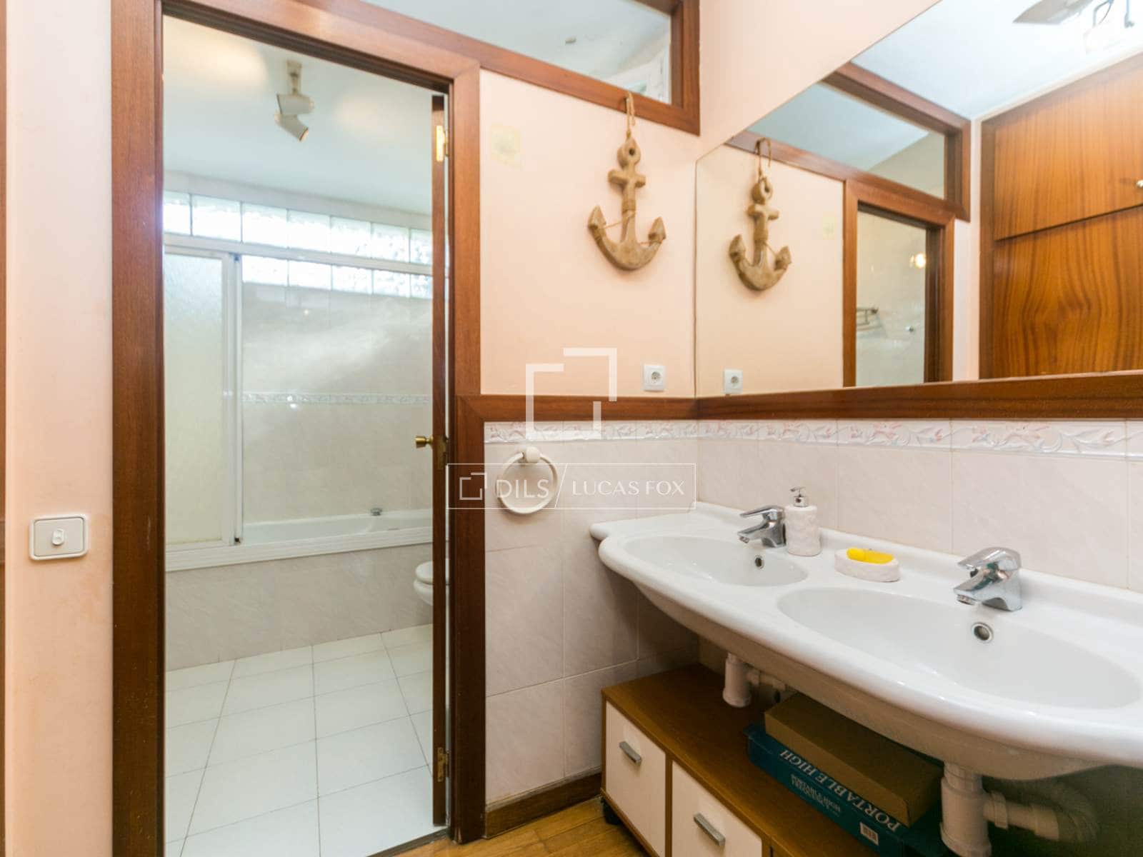 5 chambre Villa/Maison à vendre à Gava avec piscine garage - 1 650 000 € (Ref: 9471715)