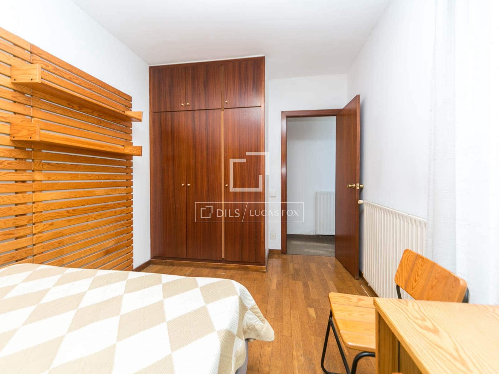 5 slaapkamer Villa te huur in Gava met zwembad garage - € 6.500 (Ref: 9471716)