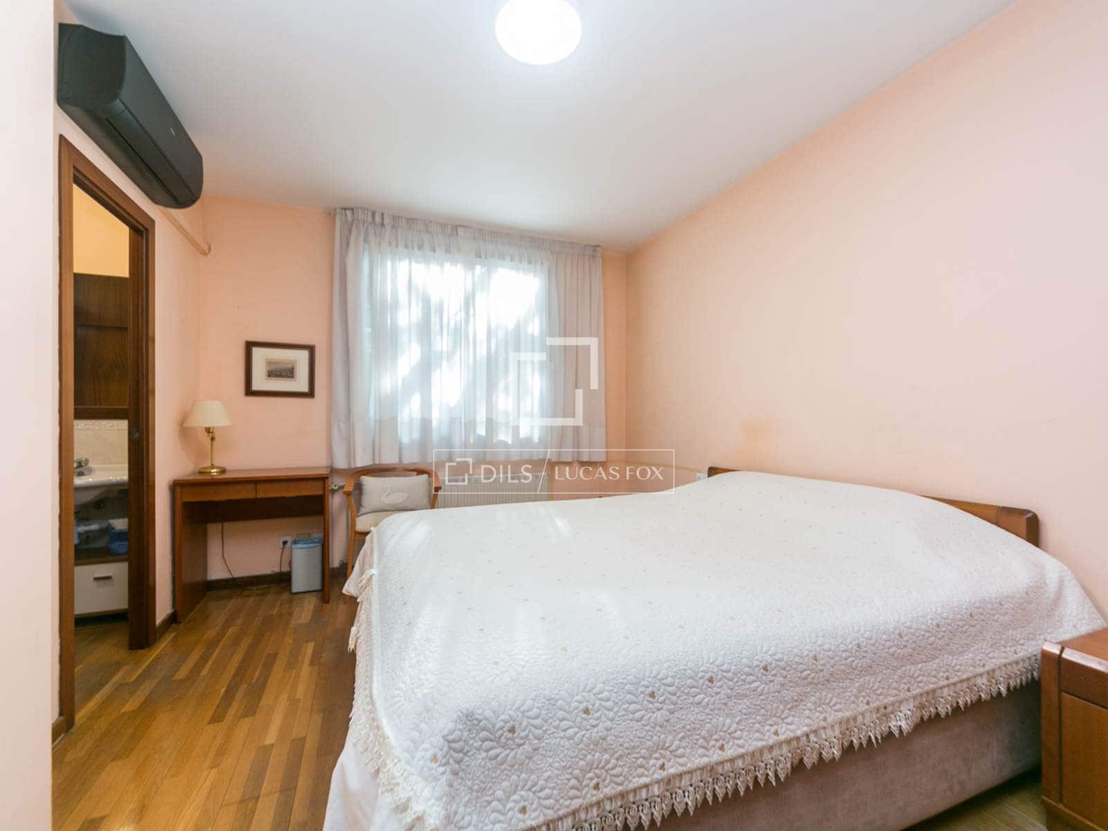 5 slaapkamer Villa te huur in Gava met zwembad garage - € 6.500 (Ref: 9471716)