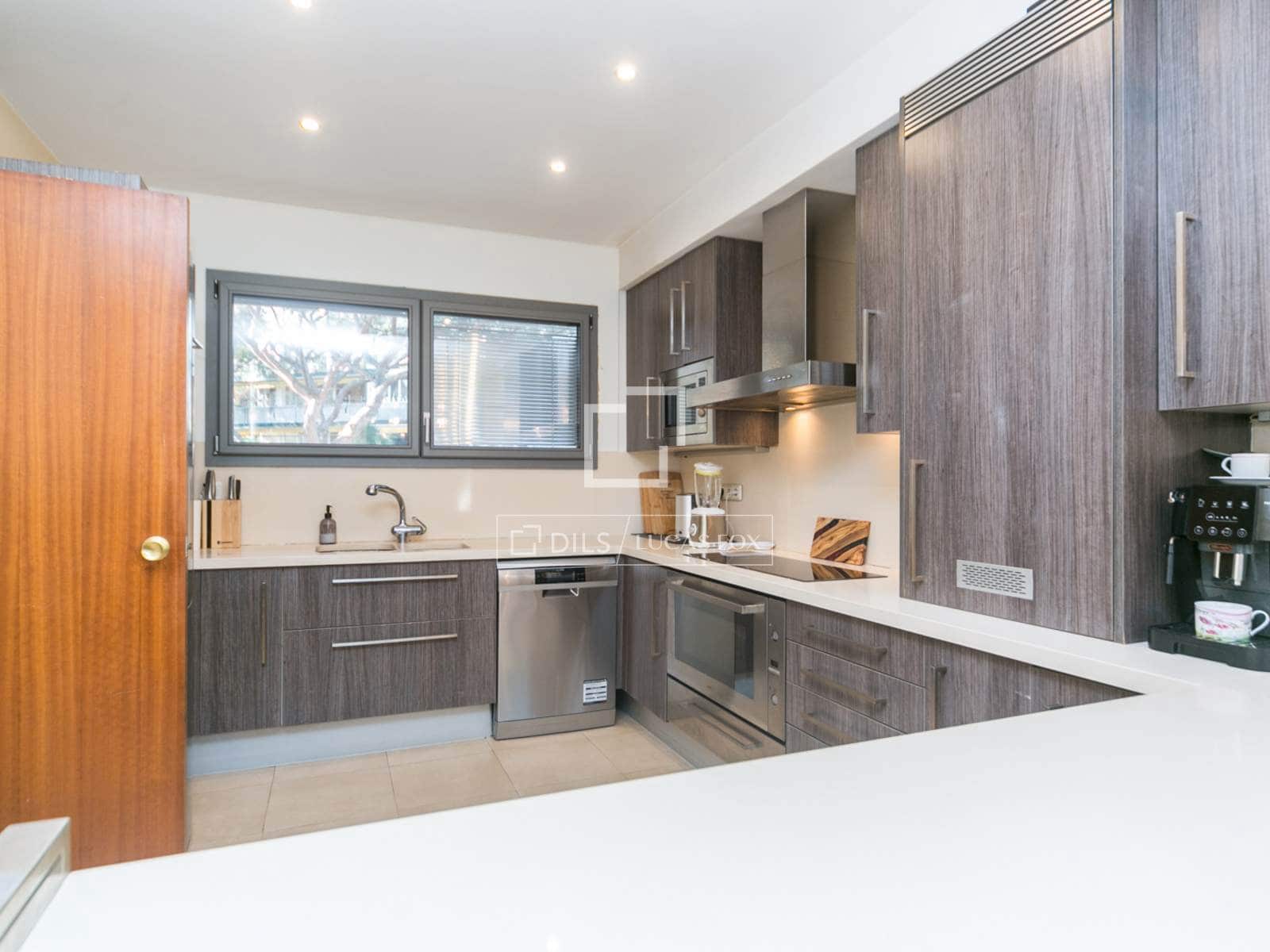 5 slaapkamer Villa te huur in Gava met zwembad garage - € 6.500 (Ref: 9471716)