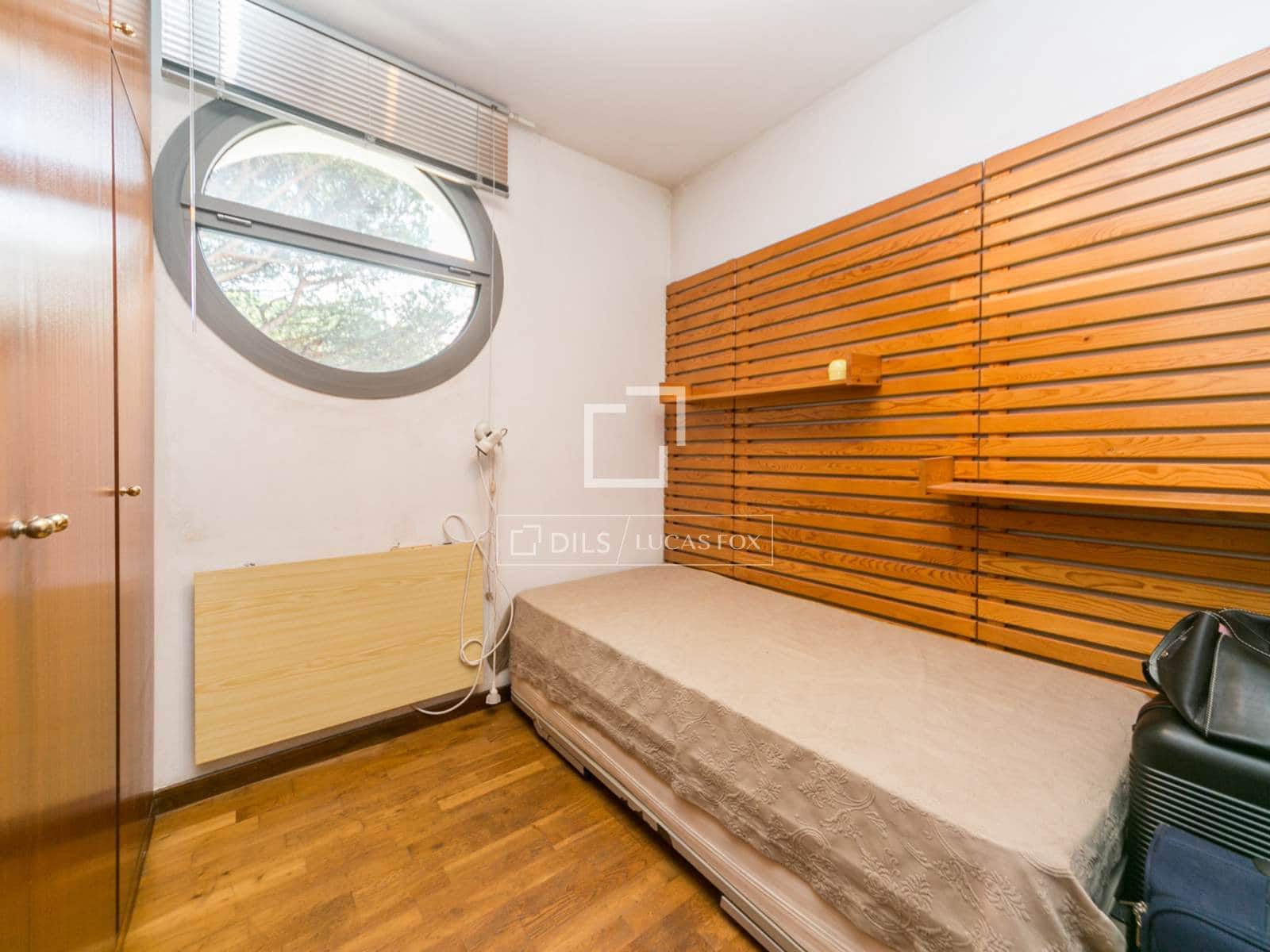 5 slaapkamer Villa te huur in Gava met zwembad garage - € 6.500 (Ref: 9471716)