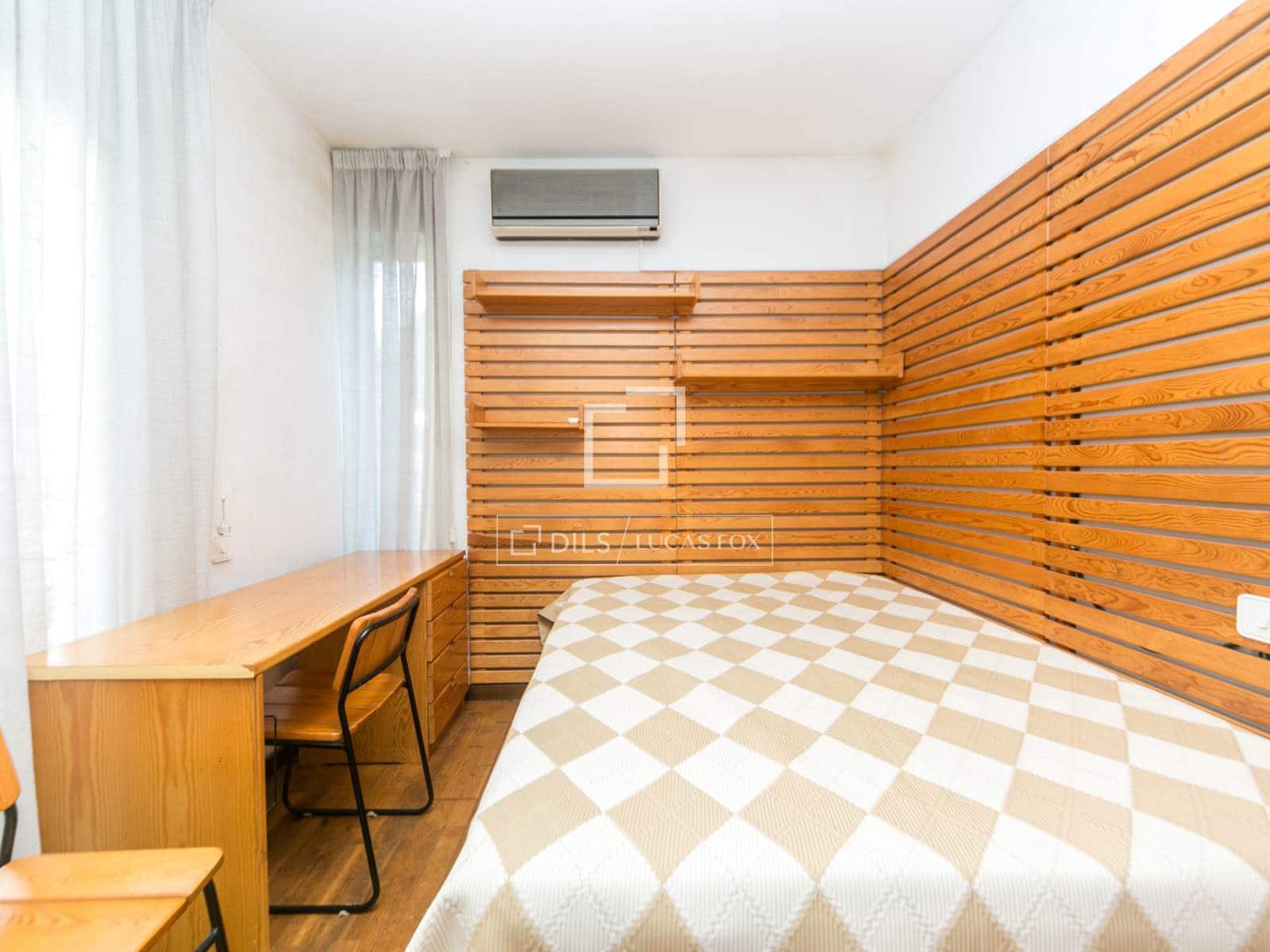 5 slaapkamer Villa te huur in Gava met zwembad garage - € 6.500 (Ref: 9471716)