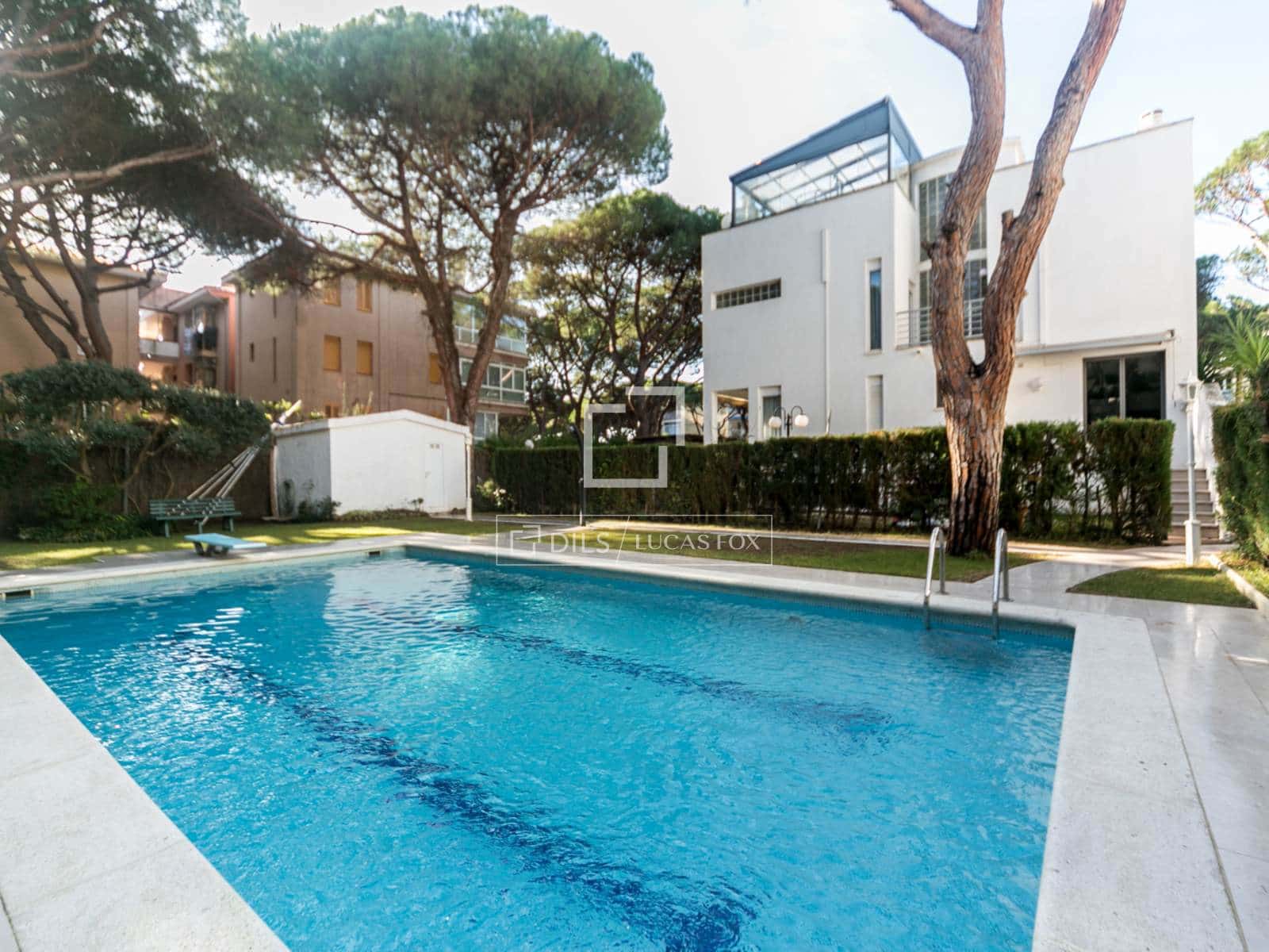 5 slaapkamer Villa te huur in Gava met zwembad garage - € 6.500 (Ref: 9471716)