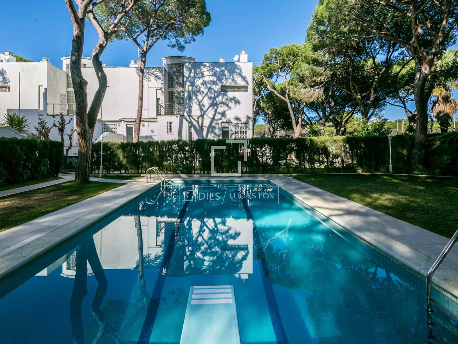 5 Zimmer Villa zu vermieten in Gava mit Pool Garage - 6.000 € (Ref: 9471716)