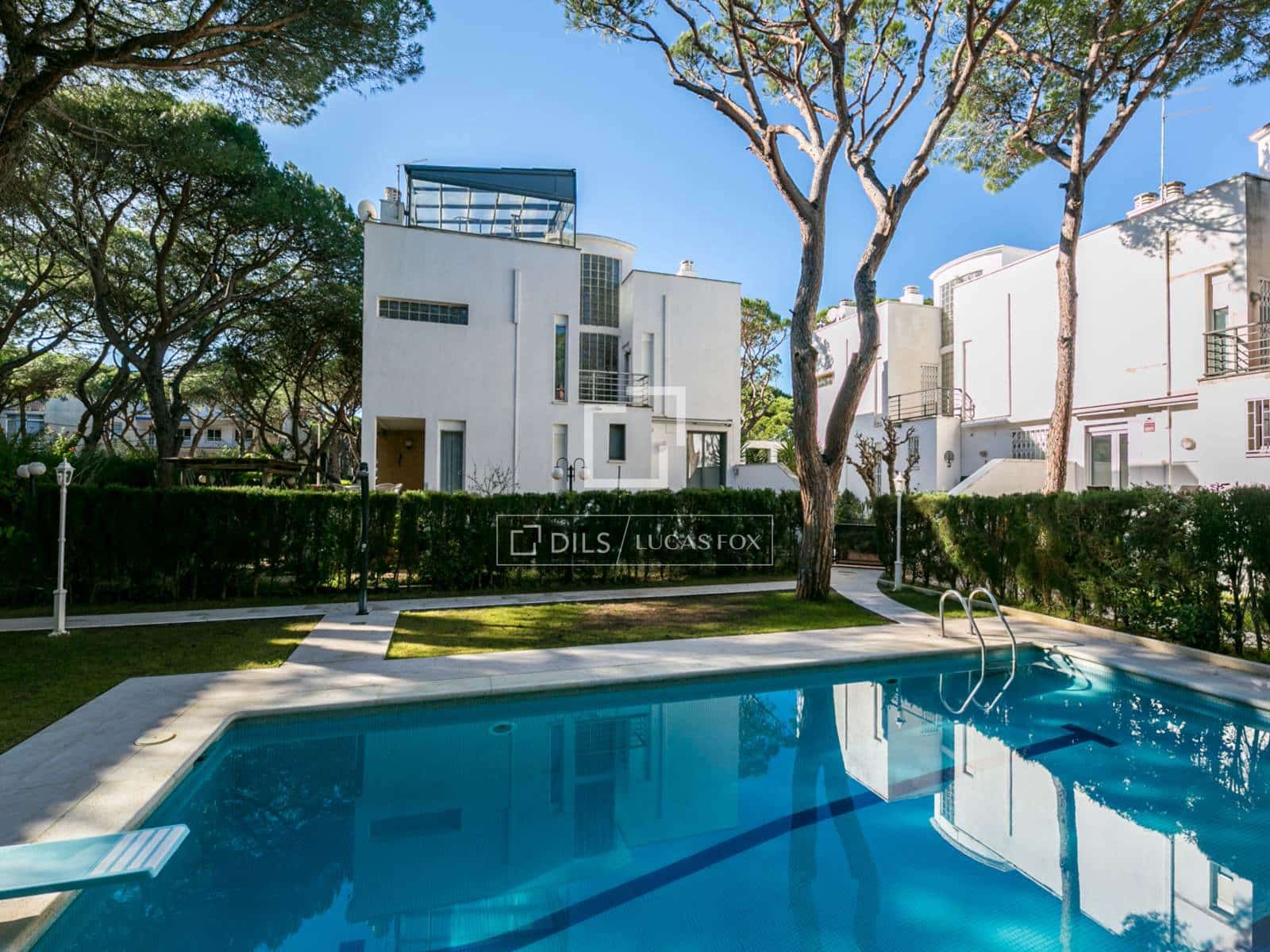 5 Zimmer Villa zu vermieten in Gava mit Pool Garage - 6.000 € (Ref: 9471716)