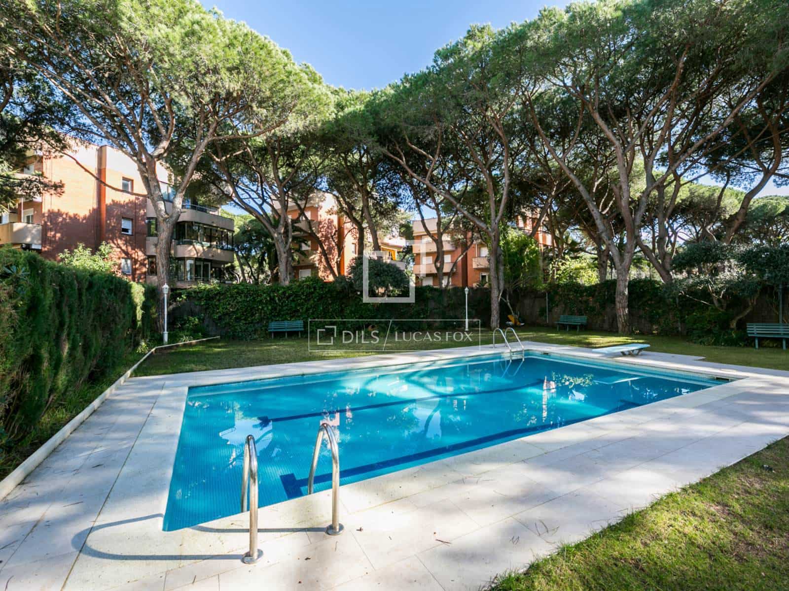 5 Zimmer Villa zu vermieten in Gava mit Pool Garage - 6.000 € (Ref: 9471716)