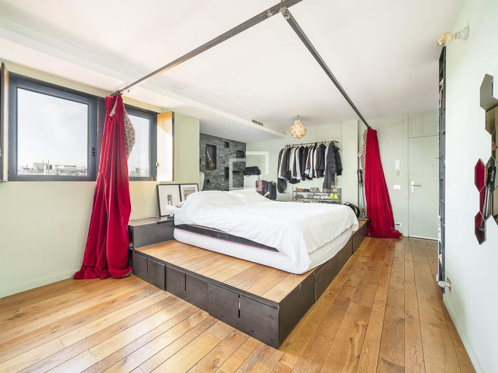 1 chambre Penthouse à vendre à Barcelone ville - 795 000 € (Ref: 9473197)