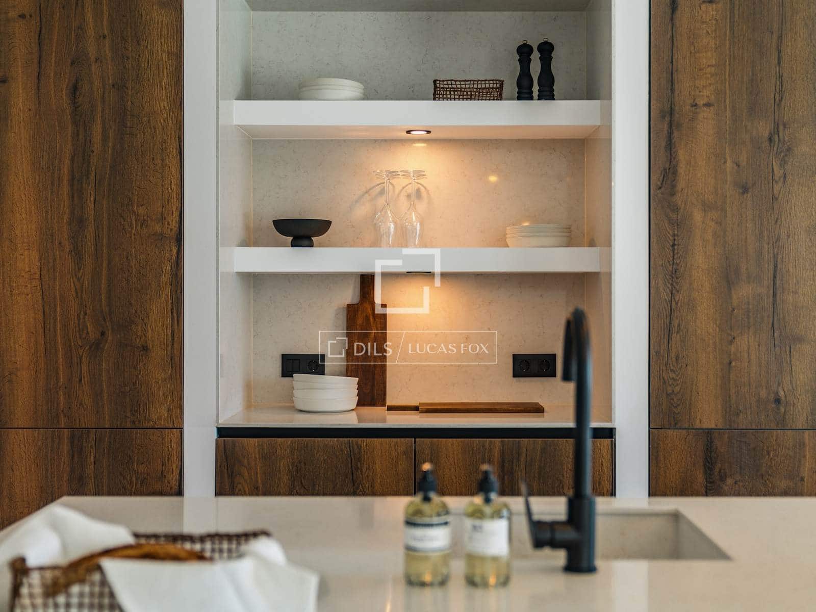 3 makuuhuone Huoneisto myytävänä paikassa Marbella mukana uima-altaan 
autotalli - 1 350 000 € (Ref: 9473395)